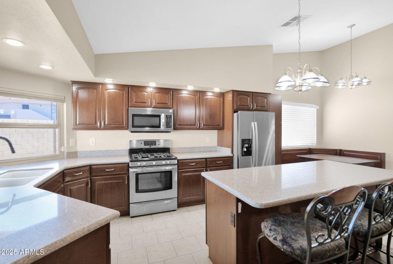 18-web-or-mls-P1281864