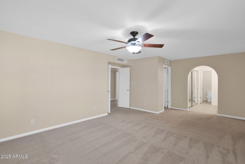 25-web-or-mls-P1281876