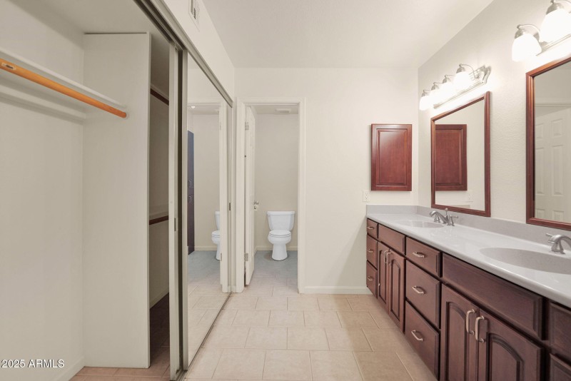 28-web-or-mls-P1281879