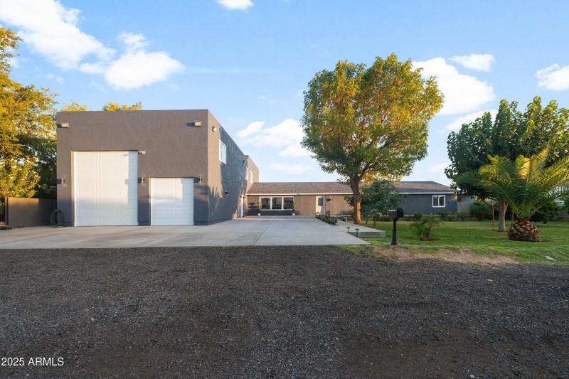 007-17735-E-Mews-Rd-8