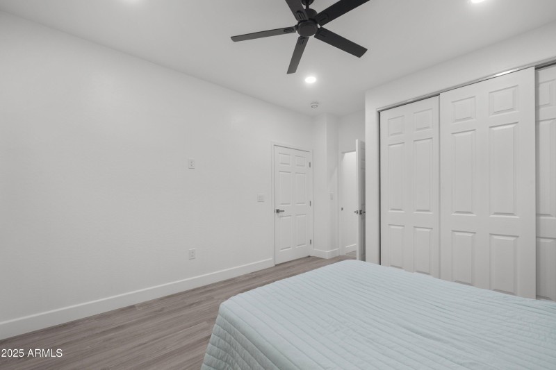 050-17735-E-Mews-Rd-51