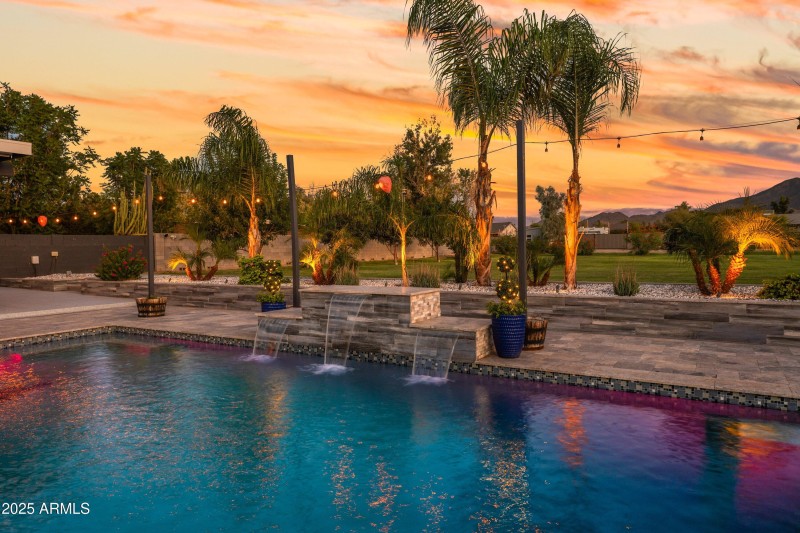 066-17735-E-Mews-Rd-67