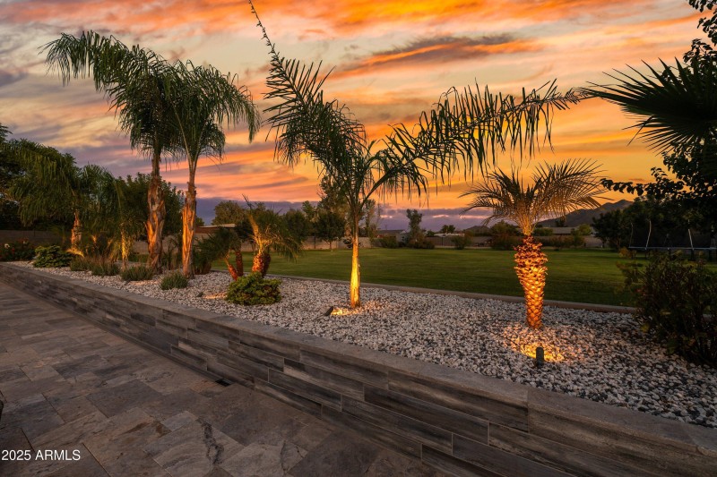 069-17735-E-Mews-Rd-70