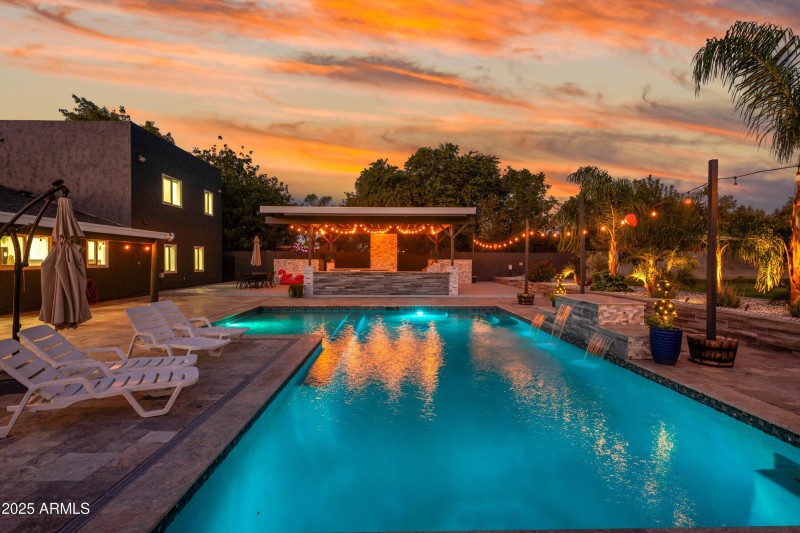 072-17735-E-Mews-Rd-73