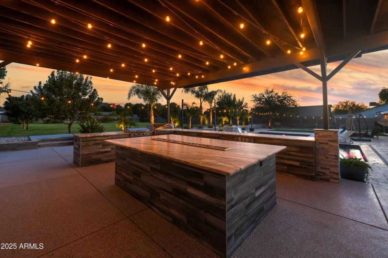 083-17735-E-Mews-Rd-84