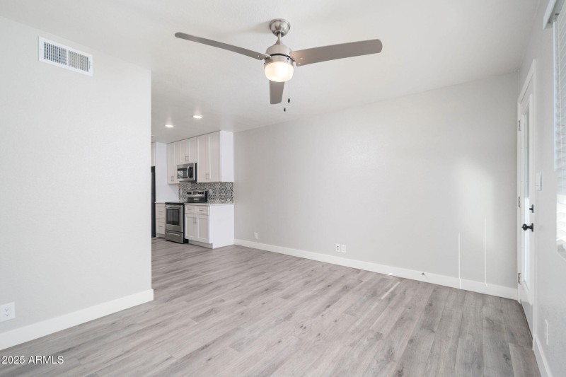 20250113_37-W-Medlock-Rd_10