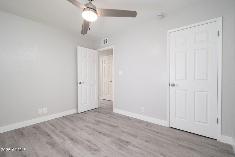 20250113_37-W-Medlock-Rd_04