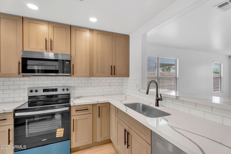 8-web-or-mls-Agrarian Hills-8