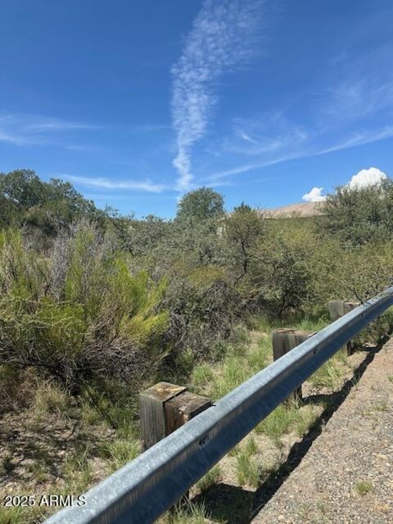 15425 E Upper Ridge Ln