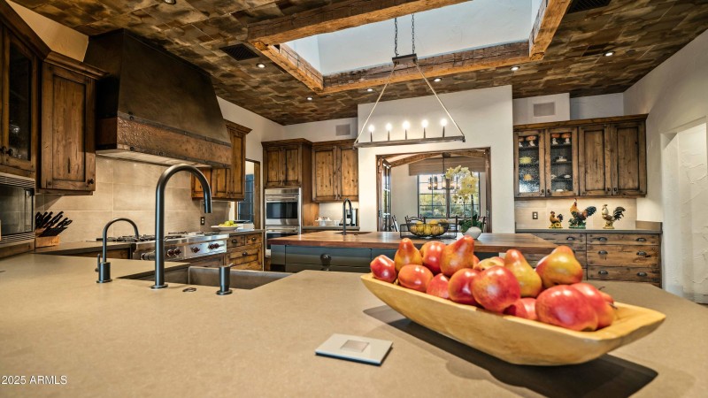 KITCHEN REMODELED QUARTZ BREAKFAST BAR