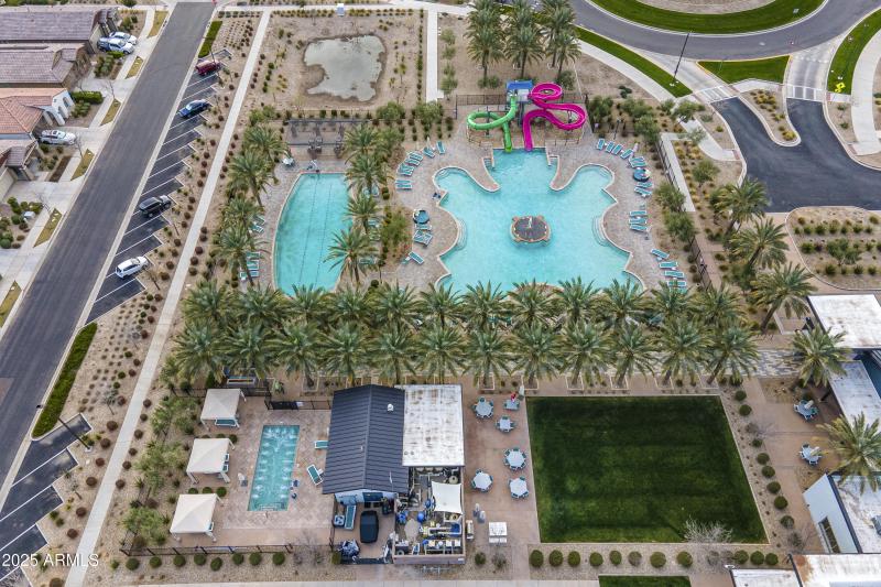 Cadence Community Amenities