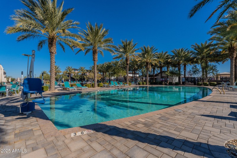 Cadence Community Amenities