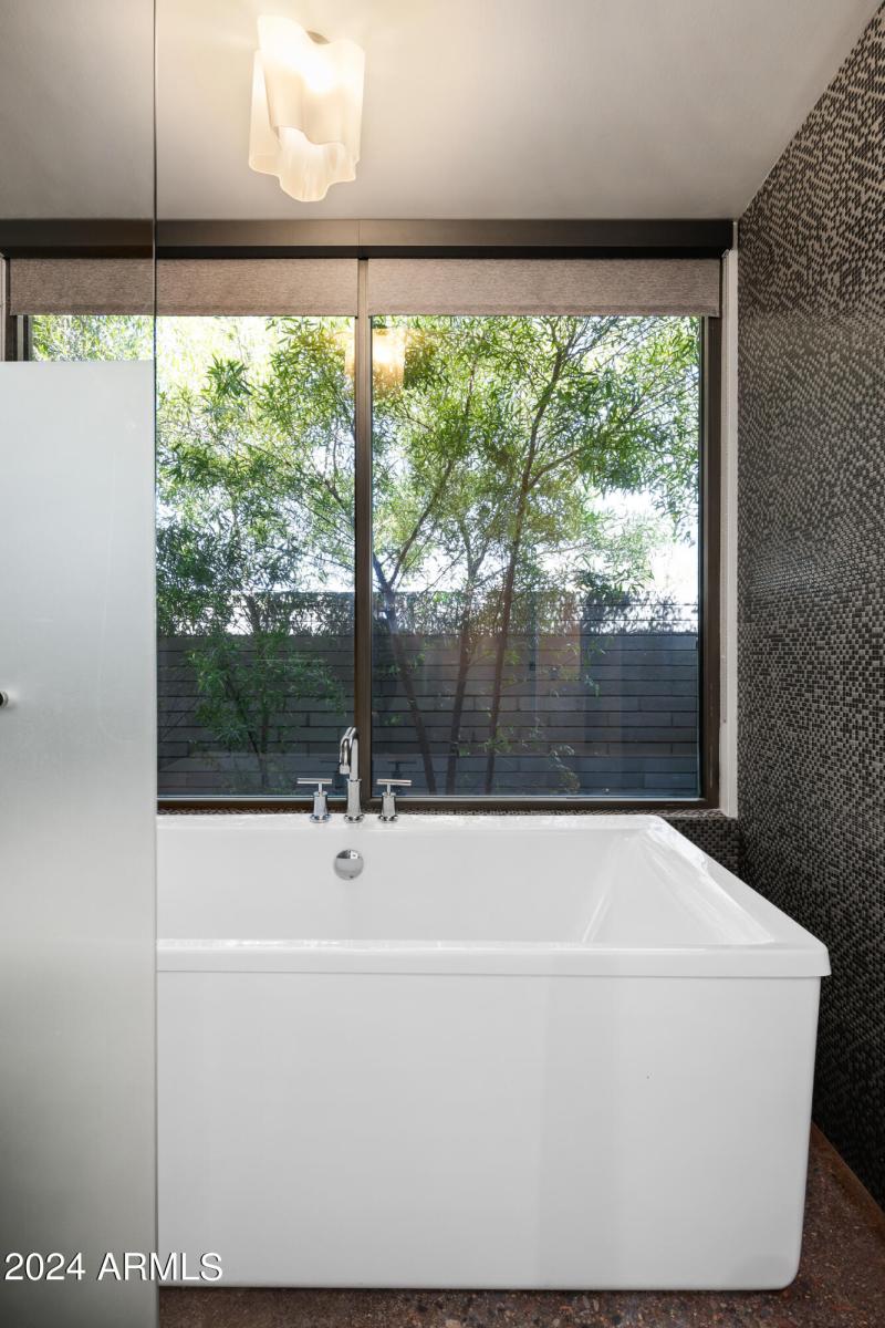 mageCo_15310NSandyBluffRd_WEB-20