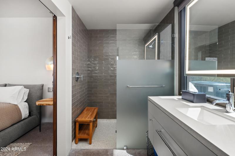 ageCo_15310NSandyBluffRd_WEB-25