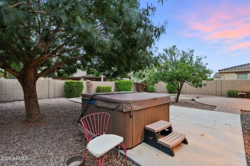 6-web-or-mls-Kinetic-6