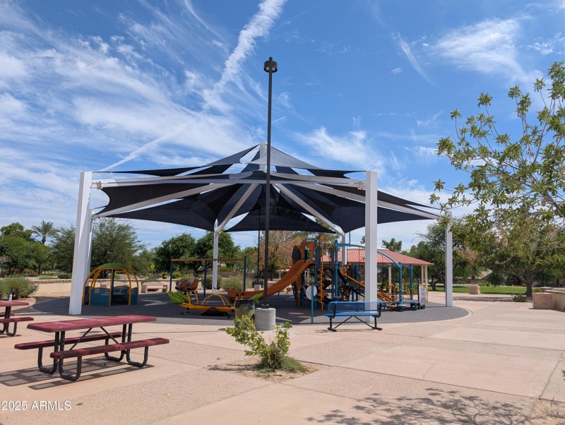 PXL_20250901_203256099