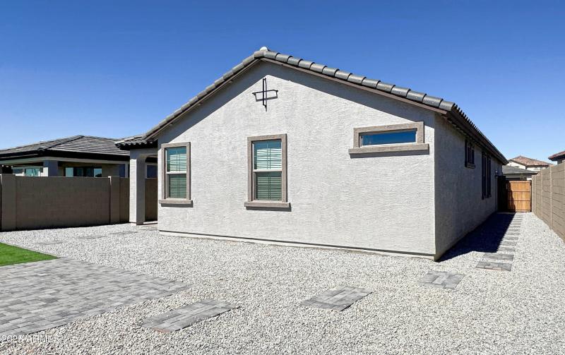 WhatsApp Image 2025-08-30 at 17.55-1.37_