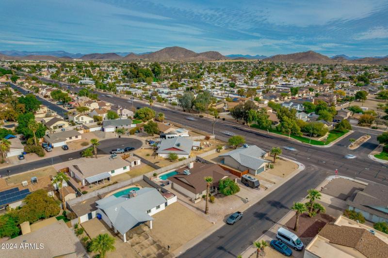 39-web-or-mls-544 e morrow dr -40