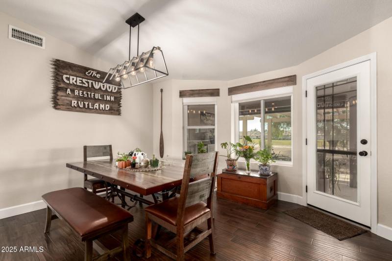 13 - Yellow Wood 2246