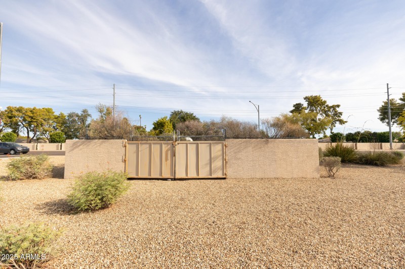 8V0A2408 10899 W Olive