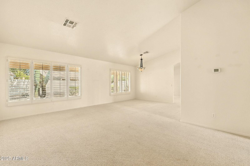 6-web-or-mls-Piccadilly-6