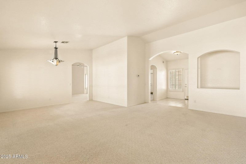 7-web-or-mls-Piccadilly-7