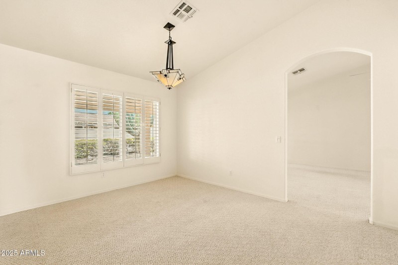 12-web-or-mls-Piccadilly-12