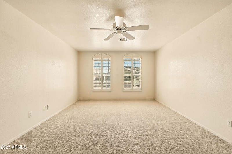 38-web-or-mls-Piccadilly-38