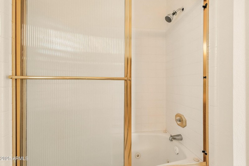 41-web-or-mls-Piccadilly-41