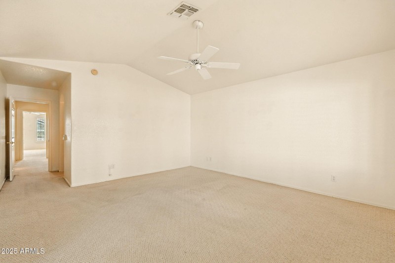 28-web-or-mls-Piccadilly-28