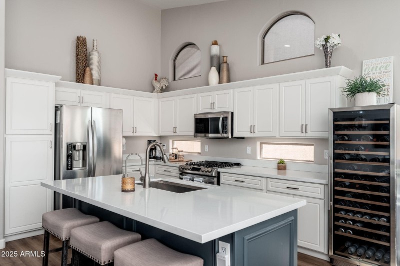 10035 E Janice Way - 11