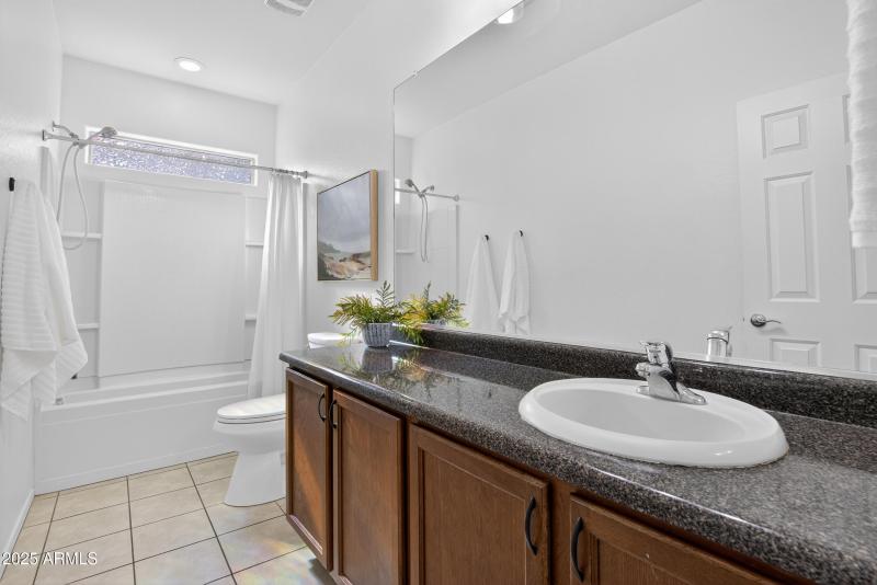 39_045_085_a4m_opnshw