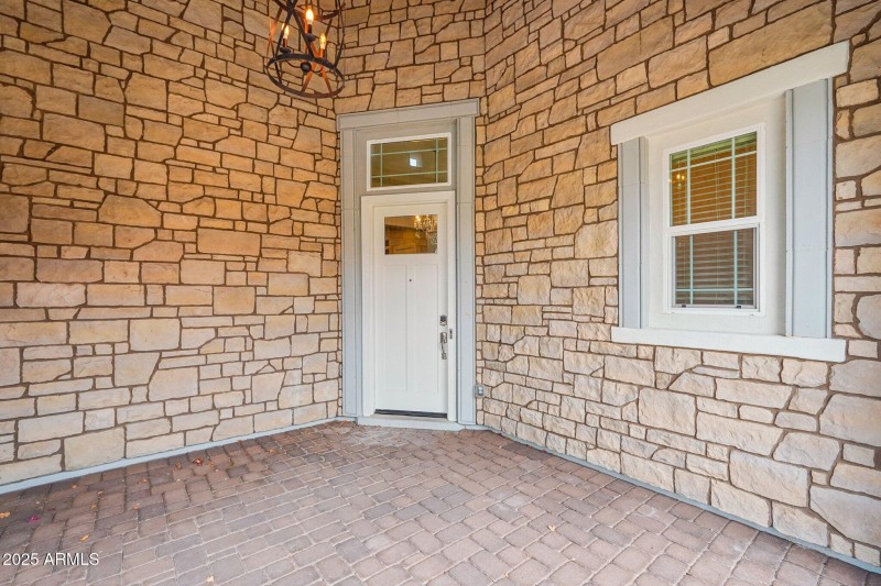 8-web-or-mls-W Oregon Ave-S0309-008