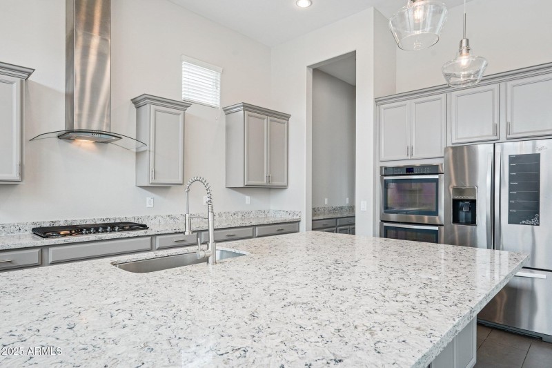 19-web-or-mls-W Oregon Ave-S0309-019