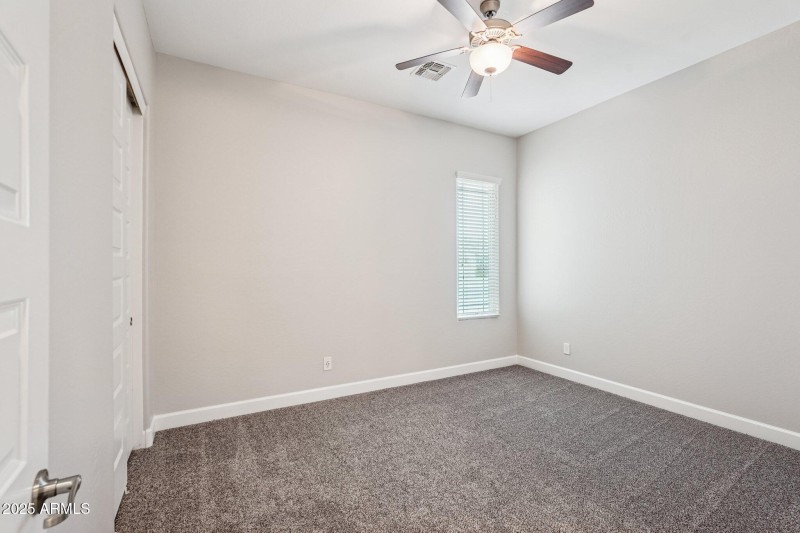 32-web-or-mls-W Oregon Ave-S0309-032