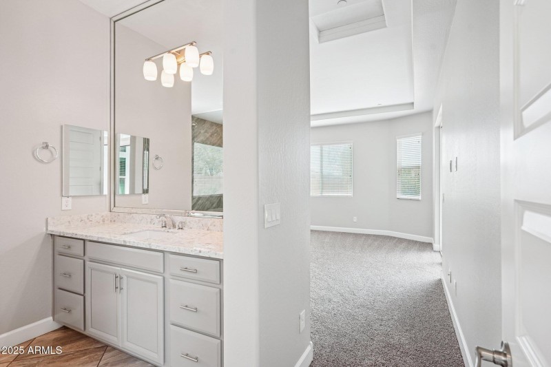 36-web-or-mls-W Oregon Ave-S0309-036