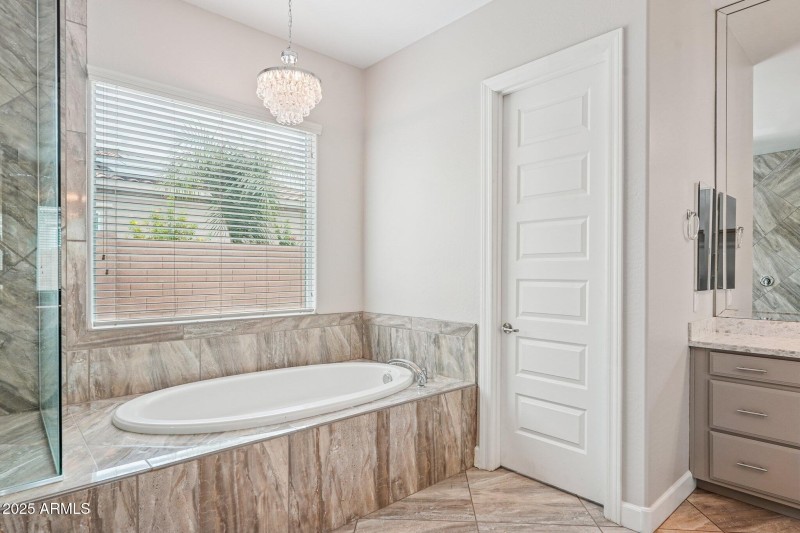 43-web-or-mls-W Oregon Ave-S0309-043