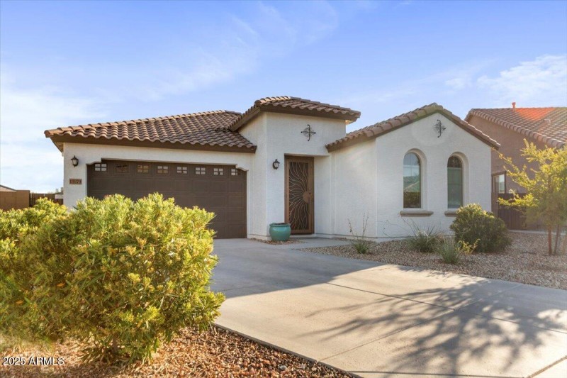 08-18879 W Cholla St