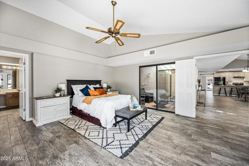 17.2 Master bedroom 2