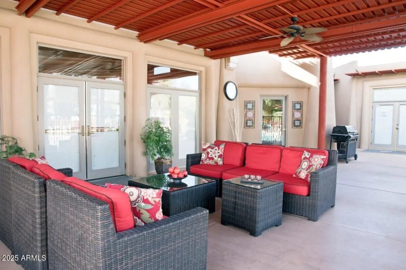 Cresent Run Under Pergola