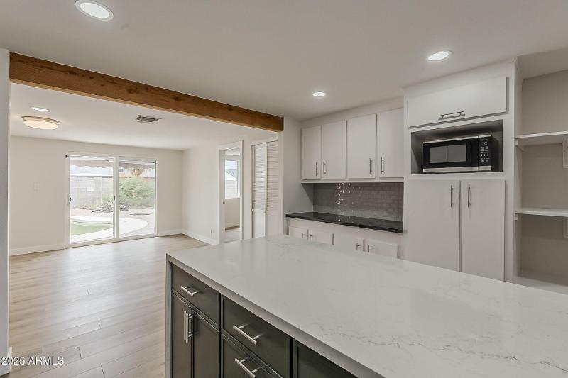 10-web-or-mls-Surrey-10