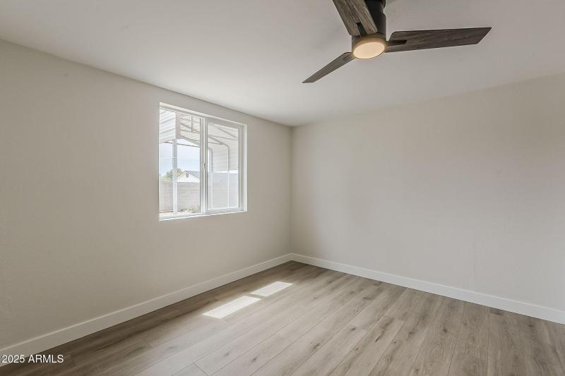 19-web-or-mls-Surrey-19