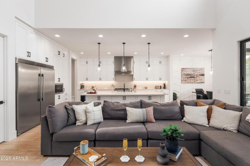 PropertyImageCo_4007N34thSt_WEB-19