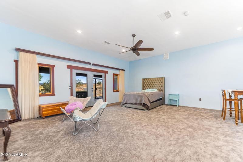 28-web-or-mls-1 Pinto Trail - MLS Images