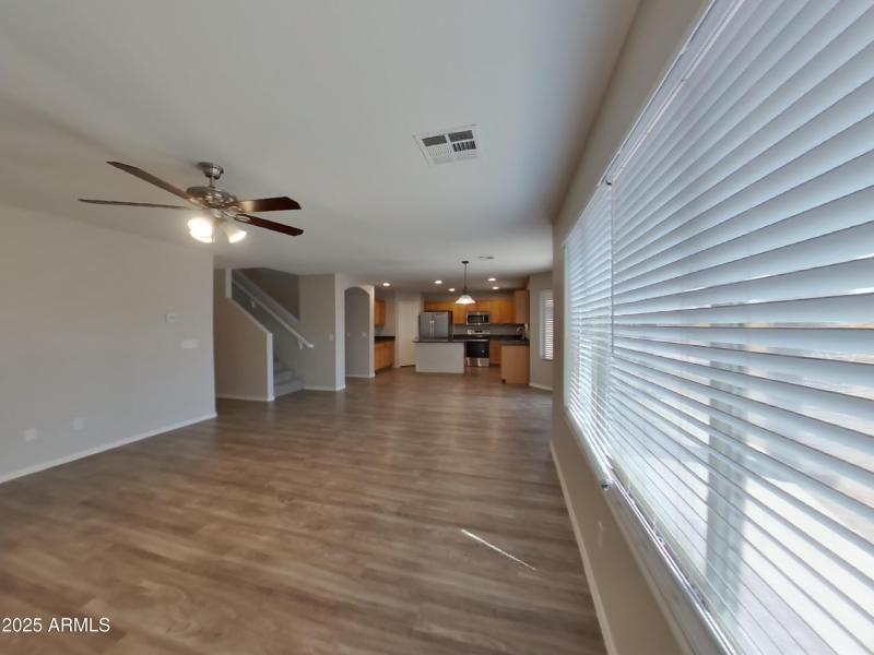 17_pc_tl62TG4P8C_J7xFyiBSrE_layout_1