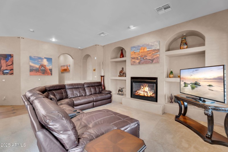 Formal LIving/Dining