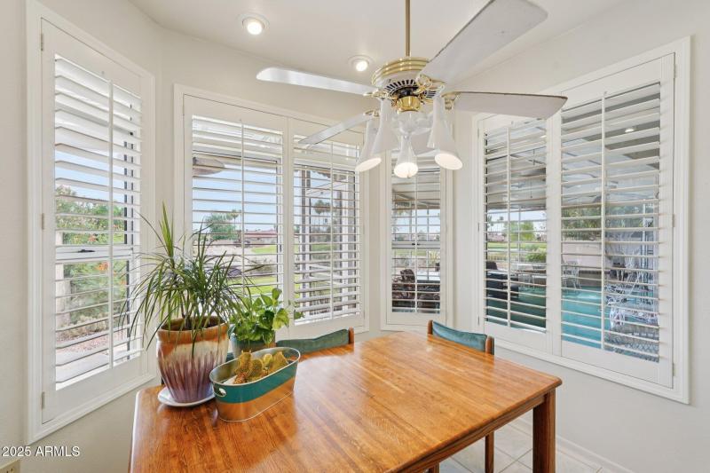 17-web-or-mls-W Desert Glen Dr-S0409-017