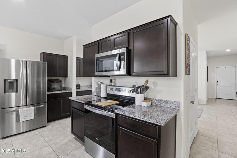 17_014_026_a4m_opnshw (1)