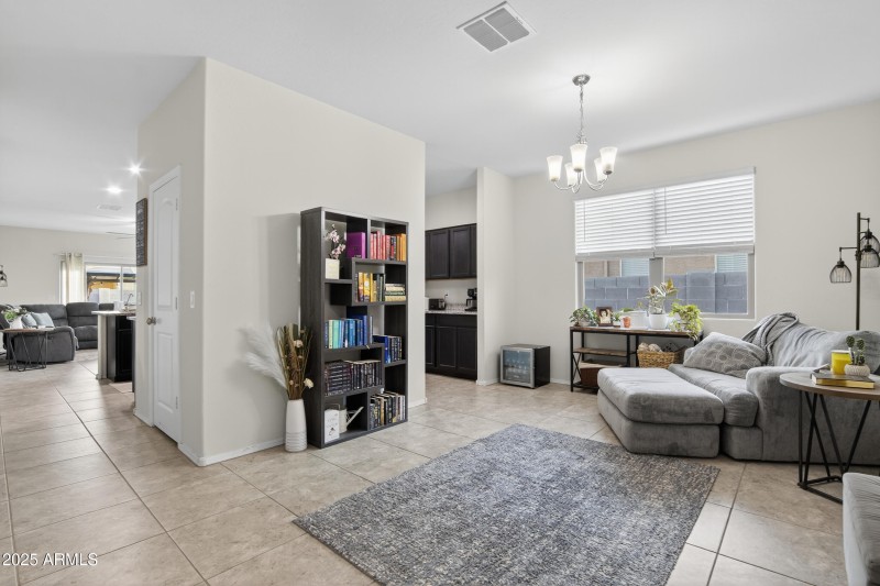 20_047_108_a4m_opnshw (1)