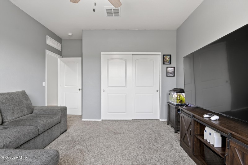 43_053_126_a4m_opnshw (1)